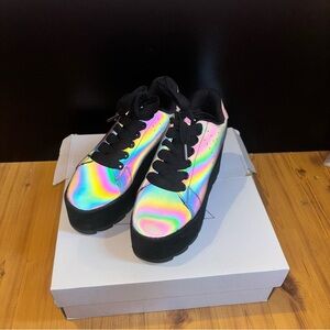 YRU Black Lala Reflective Platform